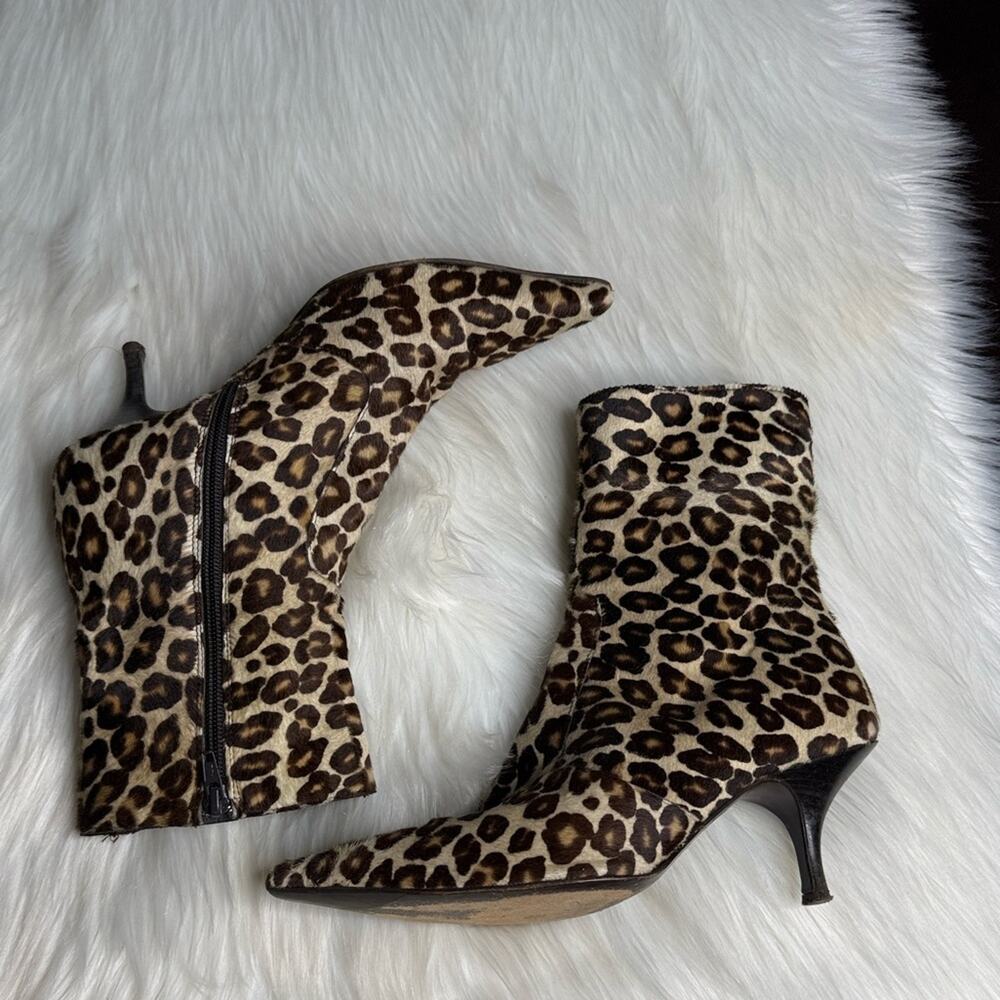 Ursula Mascaro Vintage 90’s Calf Hair Leopard Pointed Toe Booties - Picture 6 of 10
